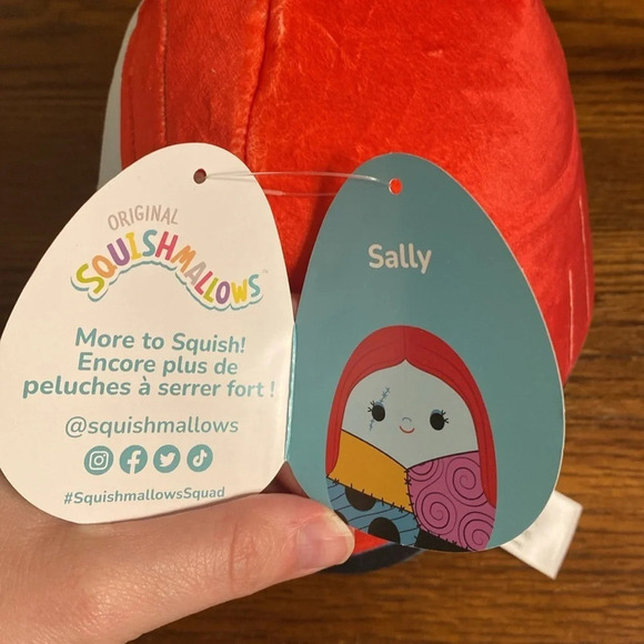 Squishmallows Nightmare Before Christmas Sally - Picture 4 of 6